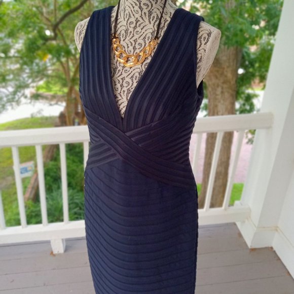 Betsy Adam Black Bandage Dress - Picture 4 of 6